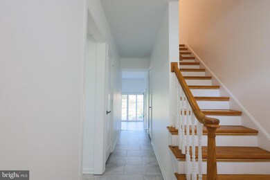 8360 Forrester Blvd unit 472, Springfield, VA 22152 - photo 2