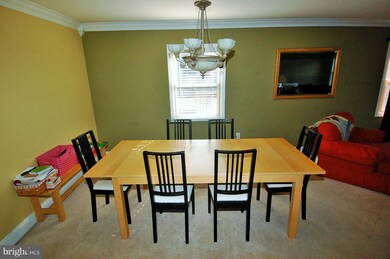 12605 Clearfield Dr, Bowie, MD 20715 - photo 4