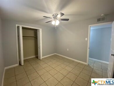 1009 Hackberry St unit B, San Marcos, TX 78666 - photo 7