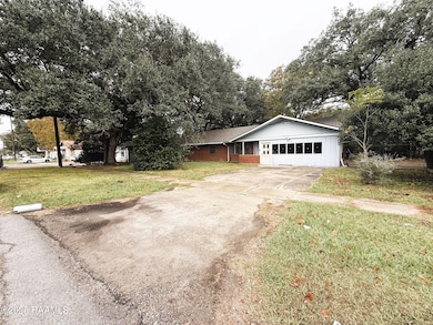 450 E Vine Ave, Eunice, LA 70535 - photo 2