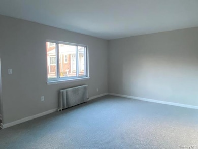 245-33 77th Crescent unit 2nd fl, Jamaica, NY 11426 - photo 3