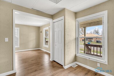 309 Hanover St, Toledo, OH 43609 - photo 5