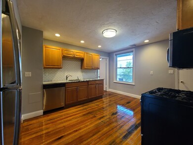 871 E 4th St unit 2, Boston, MA 02127 - photo 4