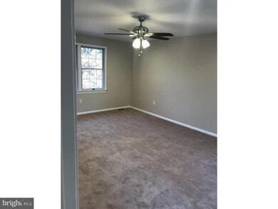 1983 Bishopwood Blvd W, Harleysville, PA 19438 - photo 4