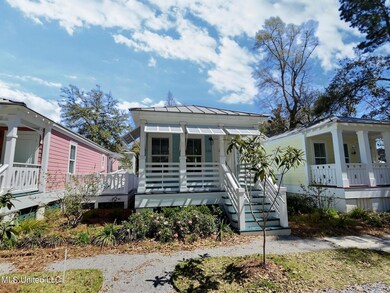 2151 Government St unit 600 Cottage Square L, Ocean Springs, MS 39564 - photo 2