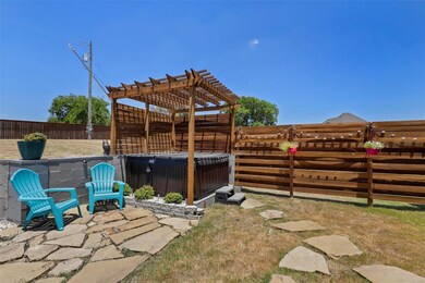 104 Oxford Ct, Weatherford, TX 76088 - photo 3