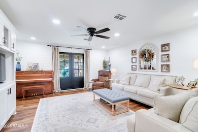 13-web-or-mls-5611 Sugar Oaks-10