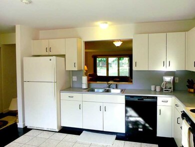 3 Bristol Woods Dr unit C-3, Bristol, RI 02809 - photo 7