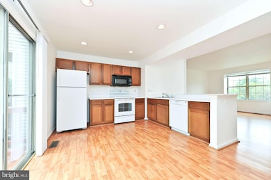 3168 Antrim Cir, Dumfries, VA 22026 - photo 4