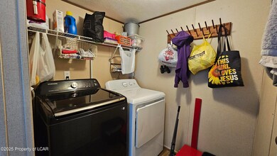 509 Hummingbird Dr, Shavertown, PA 18708 - photo 6