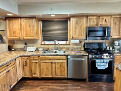 2645 Placer St, Butte, MT 59701 - photo 6