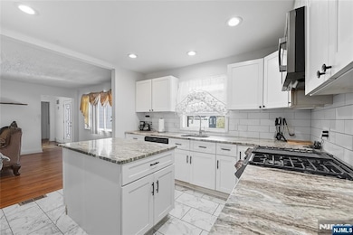 34 Fitzrandolph Rd, West Orange, NJ 07052 - photo 4