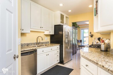 Kitchen 2244-FULL