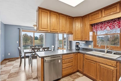 3329 Terrace Lake Rd, Crawfordsville, IA 52621 - photo 6