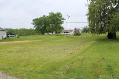 Another view facing South