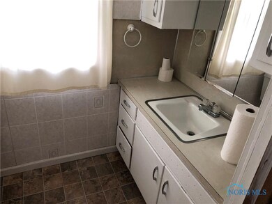 126 S Lincoln St, West Unity, OH 43570 - photo 7