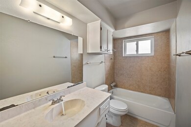 7443 Woodoak Dr, Houston, TX 77040 - photo 7