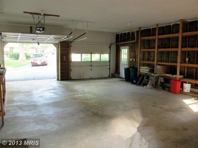 615 Blankner Rd, Sykesville, MD 21784 - photo 3