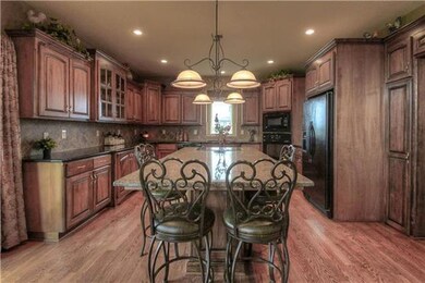 9633 Appleridge Ln, Lenexa, KS 66227 - photo 7