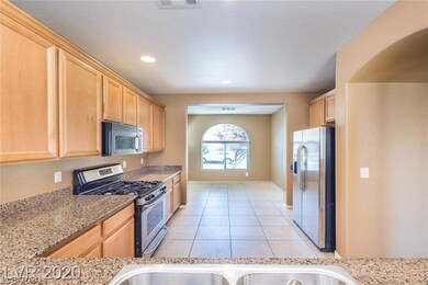 9127 Brilliant Prairie Ct, Las Vegas, NV 89149 - photo 4