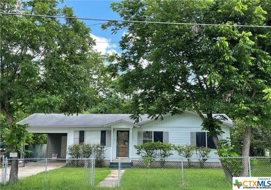 302 Comal St, San Marcos, TX 78666 - photo 2