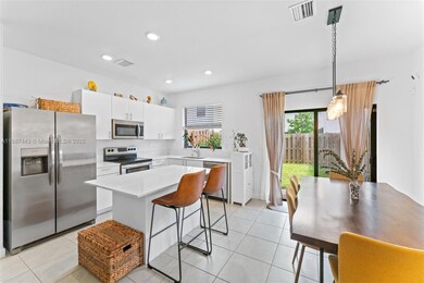 11755 SW 246th Terrace, Princeton, FL 33032 - photo 6