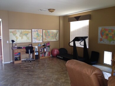 ENTRY ROOM