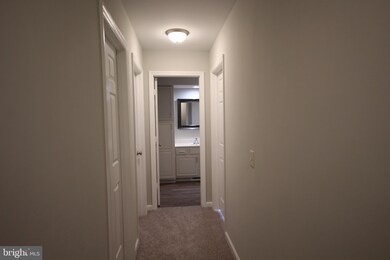 4042 Parkside Ct, Mount Joy, PA 17552 - photo 7