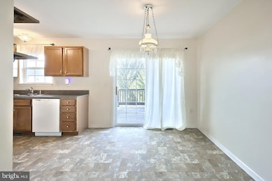 30 Rosemary Ct unit D30, Manchester, PA 17345 - photo 4