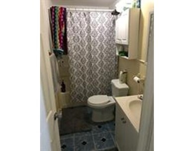 614 Worthington St unit 616, Springfield, MA 01105 - photo 5