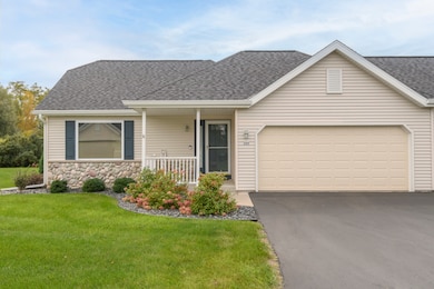 296 Oconomowoc Pkwy unit 296, Oconomowoc, WI 53066 - photo 5