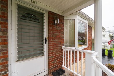 1207 Walnut Ave, Schenectady, NY 12306 - photo 5