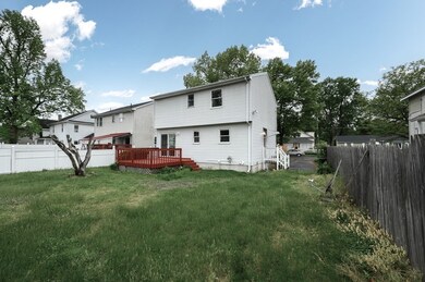 73 Warrenton St, Springfield, MA 01109 - photo 4