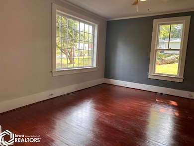 515 S Starr Ave, Burlington, IA 52601 - photo 6