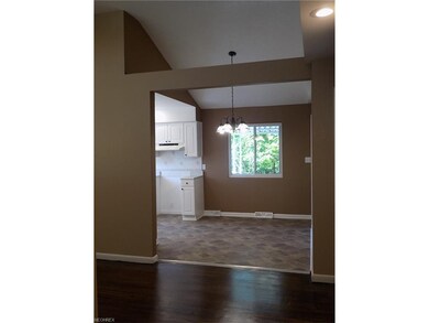 1365 Barcelona Dr, Akron, OH 44313 - photo 5