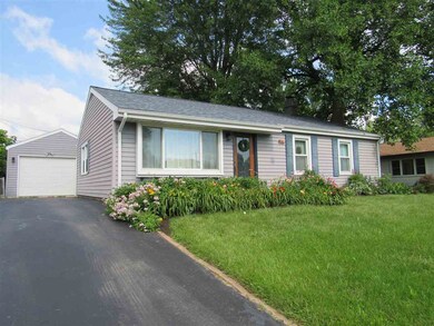 5205 Wea Dr, Kokomo, IN 46902 - photo 2