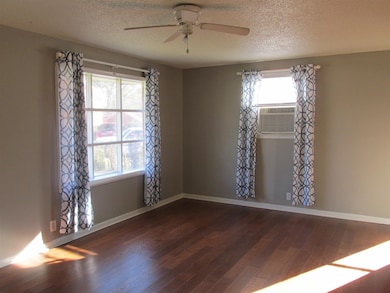 304 Walker St, Clarksville, TN 37042 - photo 7