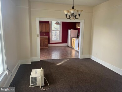 125 S Main St unit APARTMENT 1, Edinburg, VA 22824 - photo 3