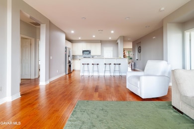 1659 Date Palm Dr, Palmdale, CA 93551 - photo 2