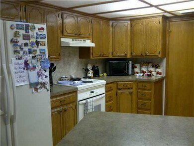 1404 N Park Place, Moore, OK 73160 - photo 7