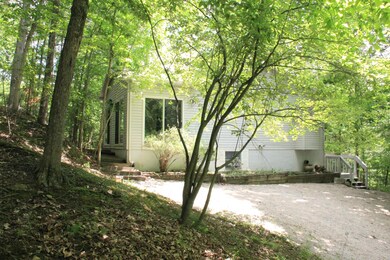 439 Kusa Lane, Hide-A-Way Hills