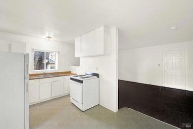 Unit 1 kitchen