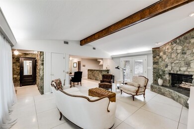 1407 Pebble Creek Dr, Euless, TX 76040 - photo 5