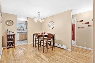 7 Carillon Dr unit C, Rocky Hill, CT 06067 - photo 3