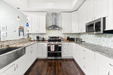 1024 16th Ave N, Saint Petersburg, FL 33704 - photo 5