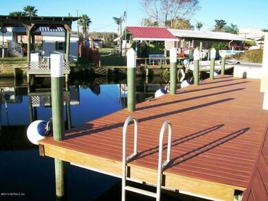 40 Ft Dock w room for 45 Ft boat-