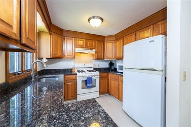 109 Scenery Ln, Johnston, RI 02919 - photo 4