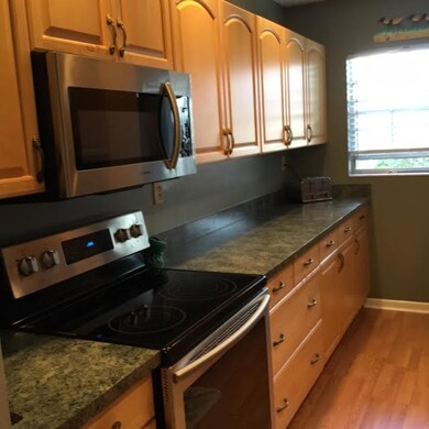 Canalview Kitchen2