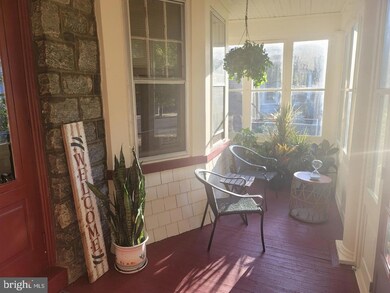 78 E Stewart Ave, Lansdowne, PA 19050 - photo 3