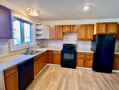 94 Main St, Dexter, ME 04930 - photo 6